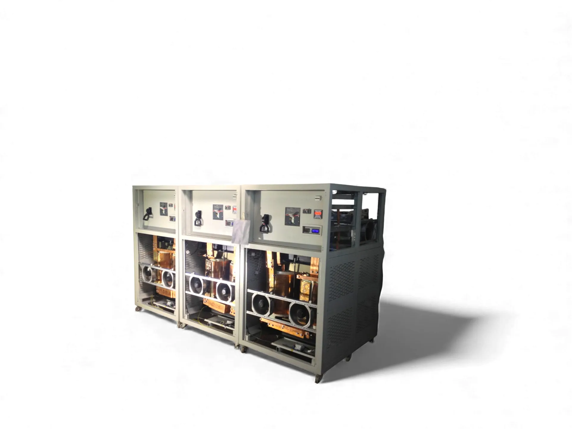 400-KVA THREE-PHASE REGULATOR